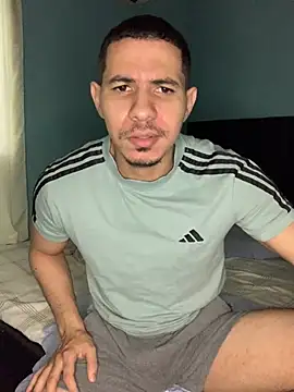 Snapshot of steven_clain chatting on January 2025 12:31:01 PM steven clain online show from January 2025 12:31:01 PM