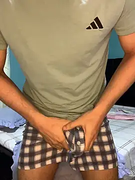 Snapshot of steven_clain chatting on January 2025 01:04:02 PM steven clain online show from January 2025 01:04:02 PM