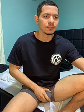 Snapshot of steven_clain chatting on January 2025 08:53:01 PM steven clain online show from January 2025 08:53:01 PM