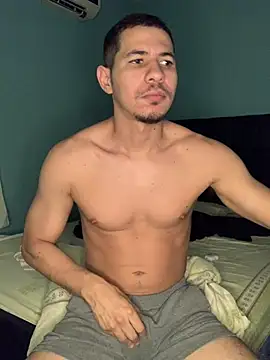 Snapshot of steven_clain chatting on January 2025 08:12:01 PM steven clain online show from January 2025 08:12:01 PM