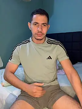 Snapshot of steven_clain chatting on February 2025 04:54:02 AM steven clain online show from February 2025 04:54:02 AM