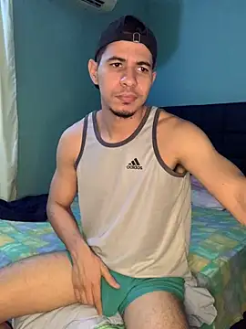 Snapshot of steven_clain chatting on March 2025 01:17:02 PM steven clain online show from March 2025 01:17:02 PM