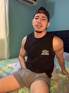 Snapshot of steven_clain chatting on March 2025 01:18:01 PM steven clain online show from March 2025 01:18:01 PM