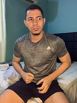 Snapshot of steven_clain chatting on March 2025 04:12:02 PM steven clain online show from March 2025 04:12:02 PM