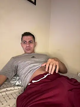 Snapshot of steven_clain chatting on October 2025 11:41:02 PM steven clain online show from October 2025 11:41:02 PM