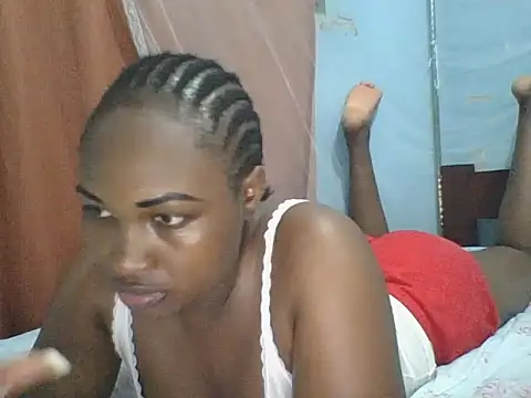 cute lavenda online show from December 2025 07:44:01 PM