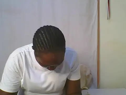 Snapshot of cute_lavenda chatting on February 2026 05:22:02 PM cute lavenda online show from February 2026 05:22:02 PM