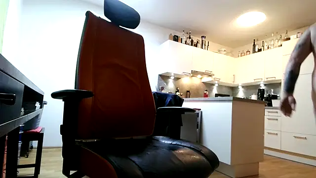 Snapshot of crazylemy chatting on March 2025 04:28:02 AM crazylemy online show from March 2025 04:28:02 AM