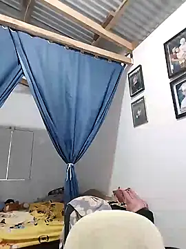 lickmepussy21 online show from December 2024 11:42:02 PM