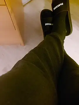 StarredAndrej online show from November 2025 07:36:02 PM