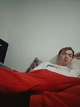 BigJuicy18cm online show from December 2025 10:47:01 PM