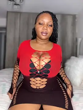 Snapshot of Hyra_Ari chatting on November 2025 07:54:01 AM Hyra Ari online show from November 2025 07:54:01 AM