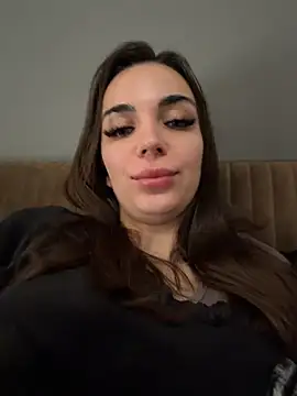 Snapshot of Bad_Giorgia chatting on April 2026 08:17:01 AM Bad Giorgia online show from April 2026 08:17:01 AM