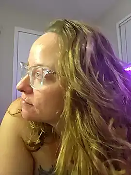 julimonroe online show from February 2025 05:59:02 AM