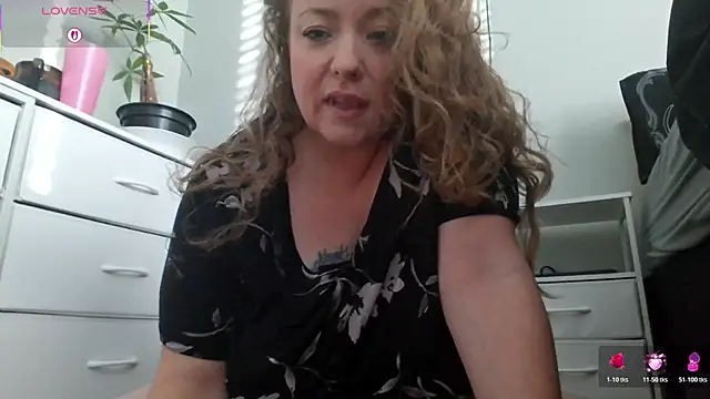 julimonroe online show from January 2026 03:06:01 PM