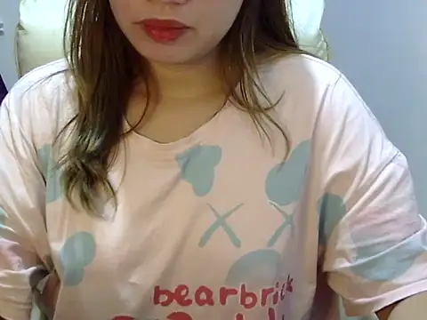 Snapshot of ___zurIII09_ chatting on November 2025 09:52:01 AM zurIII09 online show from November 2025 09:52:01 AM