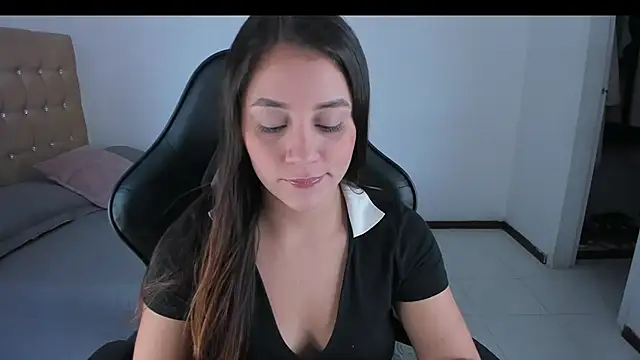 EmmaGrace1999 online show from December 2024 10:06:01 PM