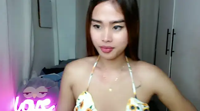 Snapshot of princessjadexx chatting on December 2024 02:06:01 PM princessjadexx online show from December 2024 02:06:01 PM