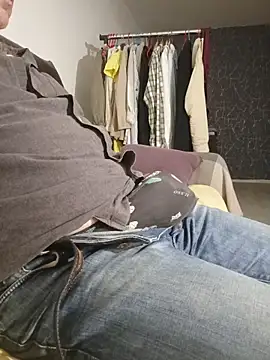 Snapshot of Saysomething3 chatting on November 2025 01:04:02 AM Saysomething3 online show from November 2025 01:04:02 AM