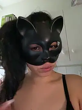 Snapshot of nenalayla chatting on January 2025 03:39:02 PM nenalayla online show from January 2025 03:39:02 PM