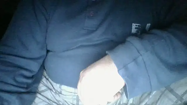 Snapshot of Anderrust chatting on February 2025 01:36:02 AM Anderrust online show from February 2025 01:36:02 AM