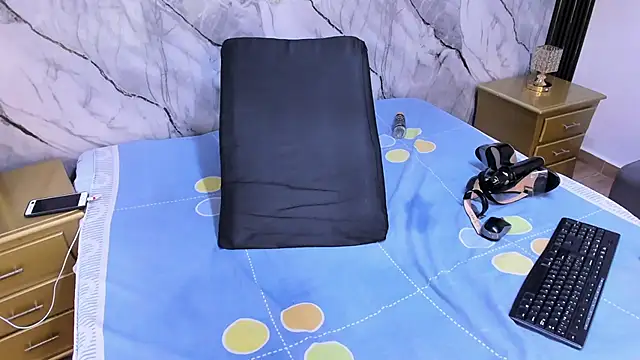 HellenJohansson online show from February 2025 11:36:01 PM