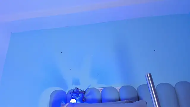 Snapshot of littless_angel chatting on October 2025 01:16:01 AM littless angel online show from October 2025 01:16:01 AM