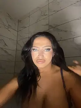 Snapshot of EmiliaPetrova chatting on March 2026 11:52:01 PM EmiliaPetrova online show from March 2026 11:52:01 PM