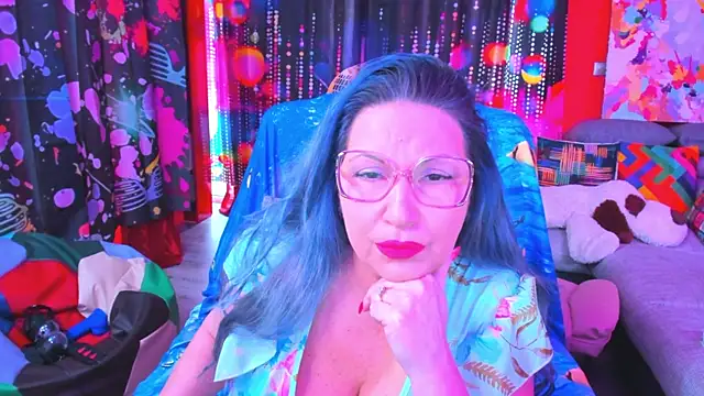 mature lisa naughty online show from February 2025 07:01:02 AM