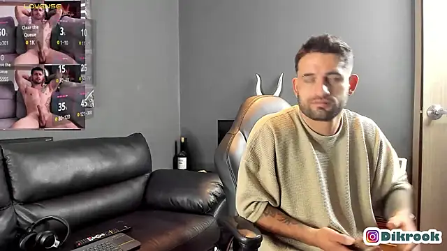 Snapshot of Davevilboy chatting on March 2025 09:55:02 AM Davevilboy online show from March 2025 09:55:02 AM