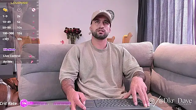 Snapshot of Davevilboy chatting on October 2025 02:16:02 PM Davevilboy online show from October 2025 02:16:02 PM