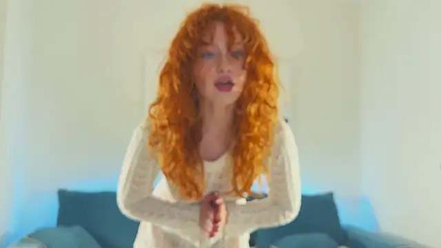 Snapshot of Born_to_Loveee chatting on September 2025 01:03:01 PM Born to Loveee online show from September 2025 01:03:01 PM