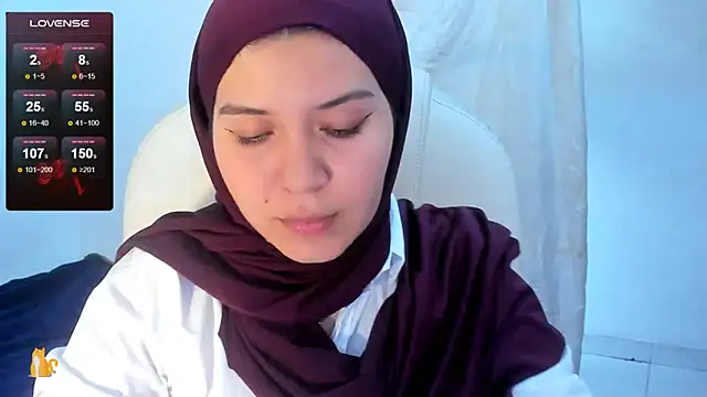 MatchedEyebrow online show from February 2025 08:57:01 PM