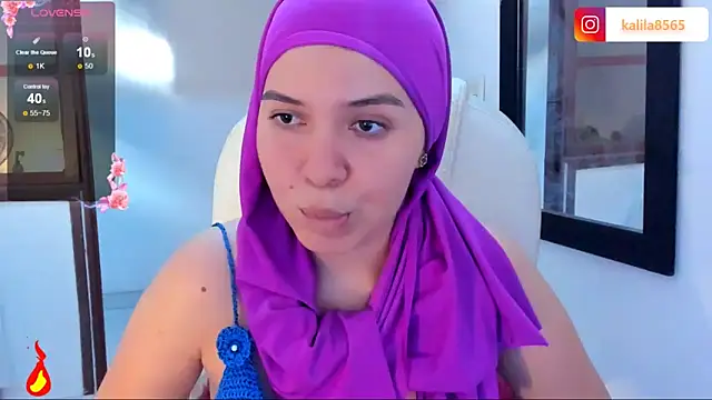 MatchedEyebrow online show from October 2025 08:53:02 PM