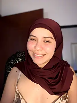 MatchedEyebrow online show from April 2026 09:04:01 PM