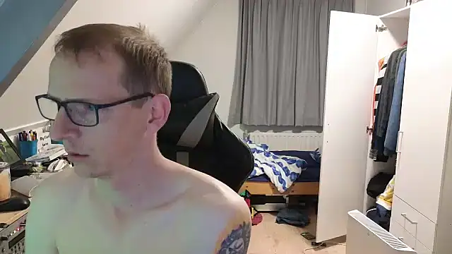 Snapshot of sexmenlion chatting on March 2025 08:29:02 PM sexmenlion online show from March 2025 08:29:02 PM