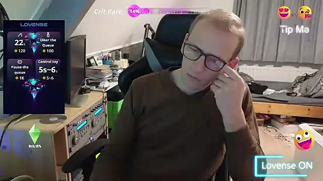 Snapshot of sexmenlion chatting on November 2025 09:18:01 PM sexmenlion online show from November 2025 09:18:01 PM