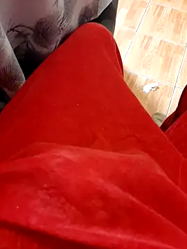 Snapshot of feet_toes chatting on March 2026 05:52:02 AM feet toes online show from March 2026 05:52:02 AM