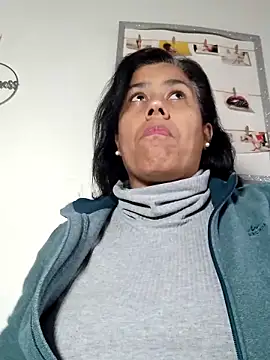 Molly newman6 online show from March 2025 05:24:02 PM