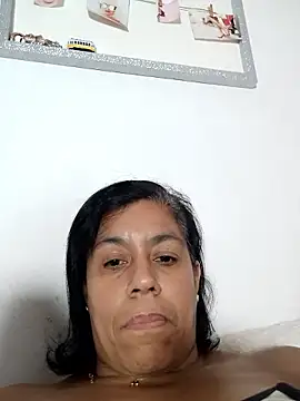 Molly newman6 online show from October 2025 09:45:02 PM