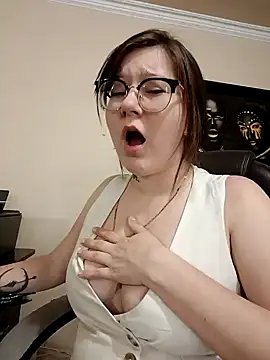 HunnyyLove online show from January 2025 09:50:02 PM