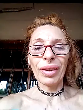 FrozenWaffle online show from February 2025 10:33:01 PM