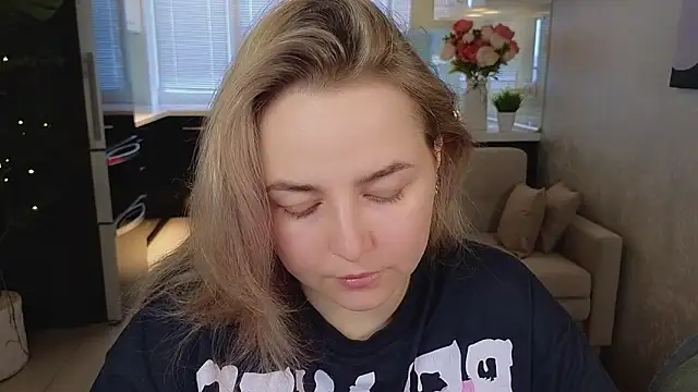 Snapshot of Mira_Mermayd chatting on March 2026 01:09:01 AM Mira Mermayd online show from March 2026 01:09:01 AM