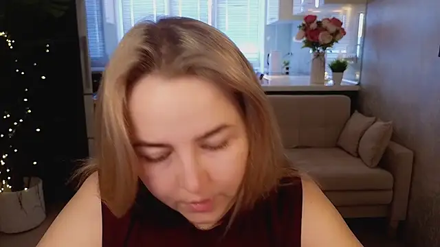 Snapshot of Mira_Mermayd chatting on March 2026 01:39:02 AM Mira Mermayd online show from March 2026 01:39:02 AM