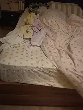 Snapshot of SkyMagKing chatting on November 2025 01:11:02 PM SkyMagKing online show from November 2025 01:11:02 PM