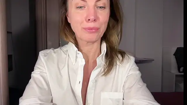 RachellAmazing online show from March 2026 07:20:02 PM