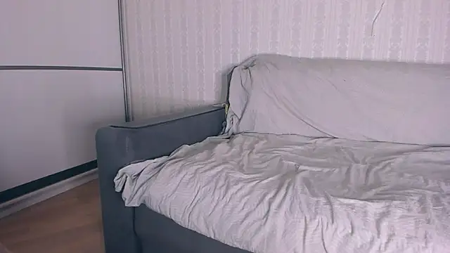 Jessica Rubatte online show from December 2025 07:35:01 AM