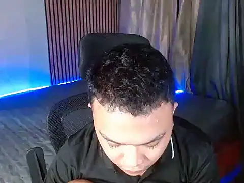 xsweetasian69x online show from January 2025 05:47:02 PM