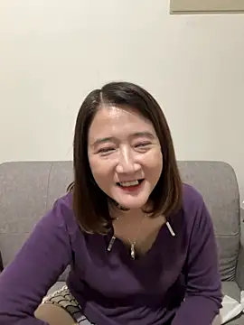 Snapshot of Tw_Angellovers chatting on February 2025 03:42:02 PM Tw Angellovers online show from February 2025 03:42:02 PM