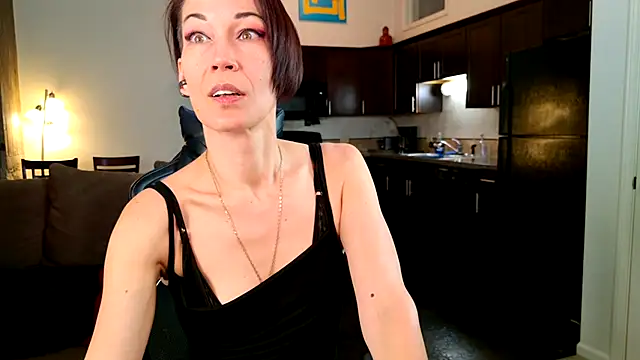 Snapshot of EveEnigma chatting on March 2025 01:17:01 PM EveEnigma online show from March 2025 01:17:01 PM